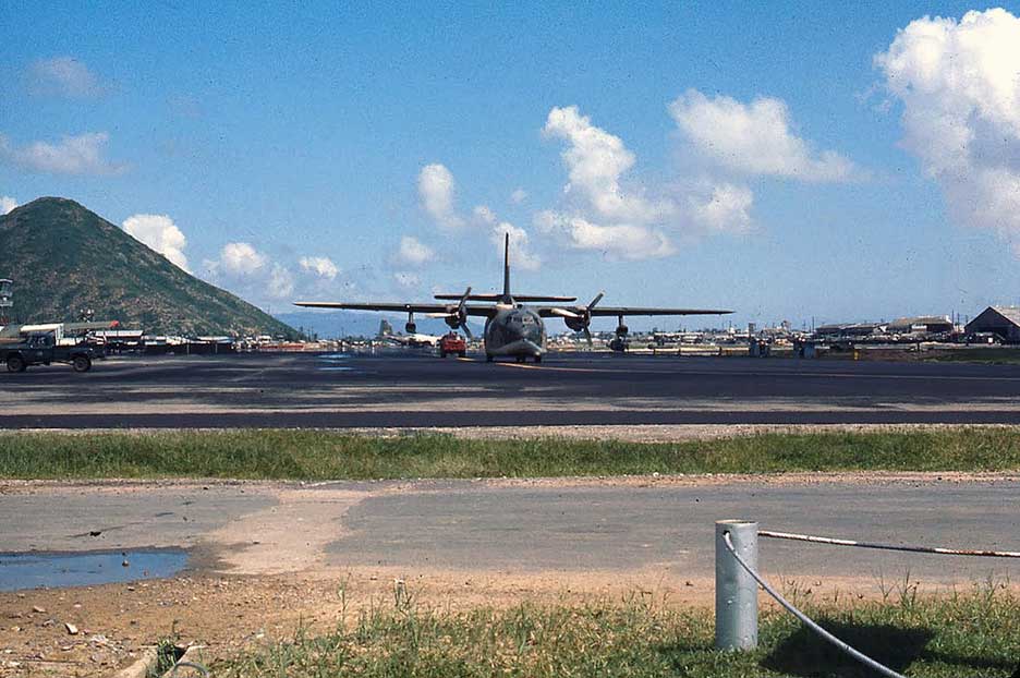 Defoliant planes in Vietnam